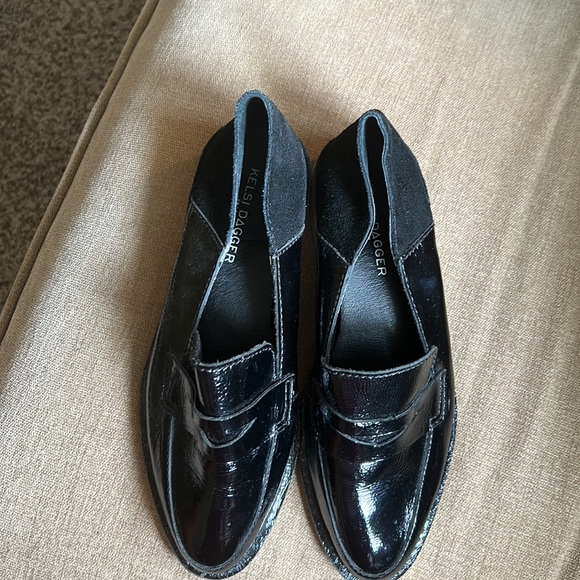 New and never worn Kelci Dagger loafers - Picture 6 of 9
